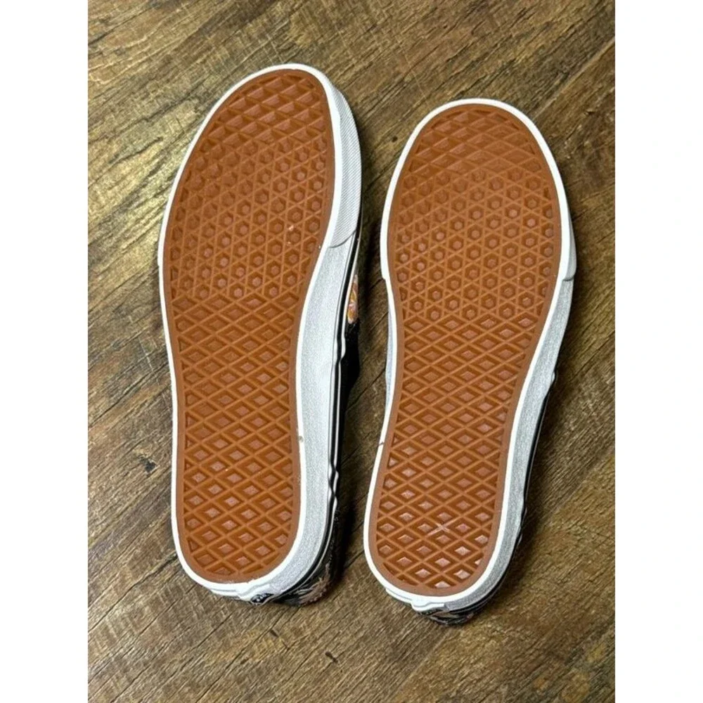 Women’s Floral Van’s Slip On Shoes size 9